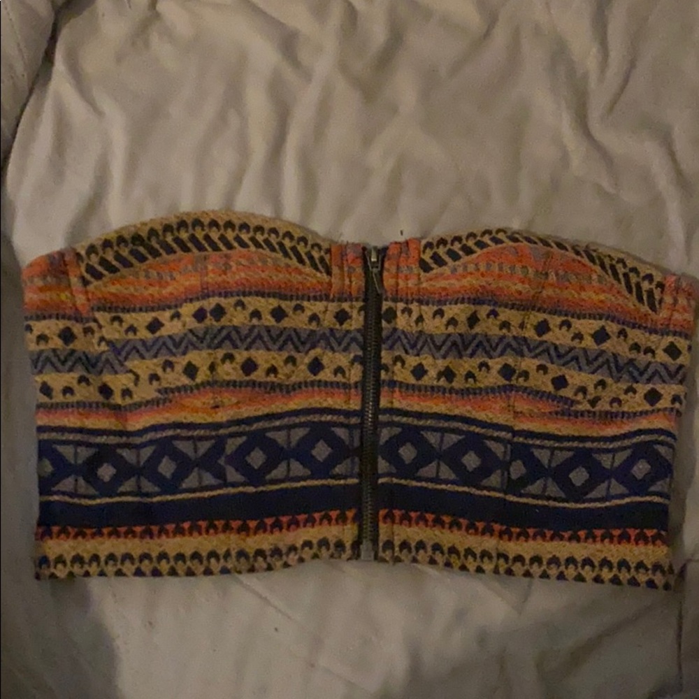 Cropped strapless top